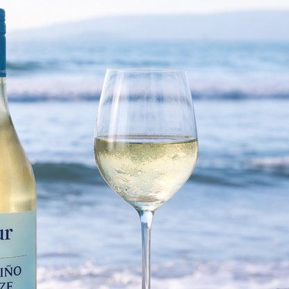 Pour Albariño Breeze