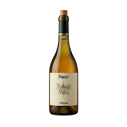 Pour Tokaji Aszú